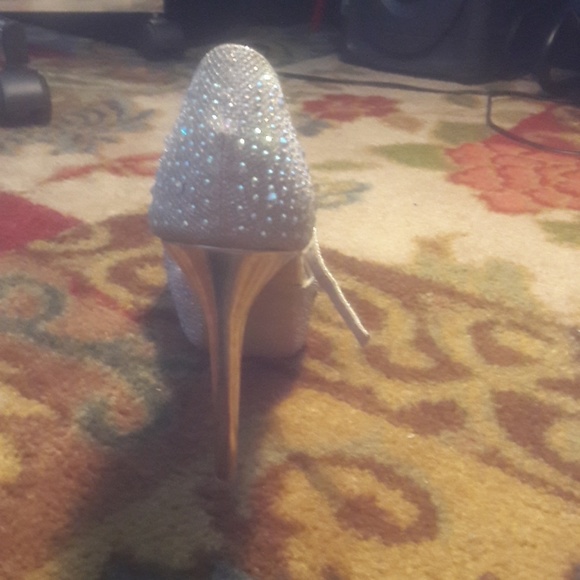 Silverdew open toe high heels for prom - Picture 3 of 4